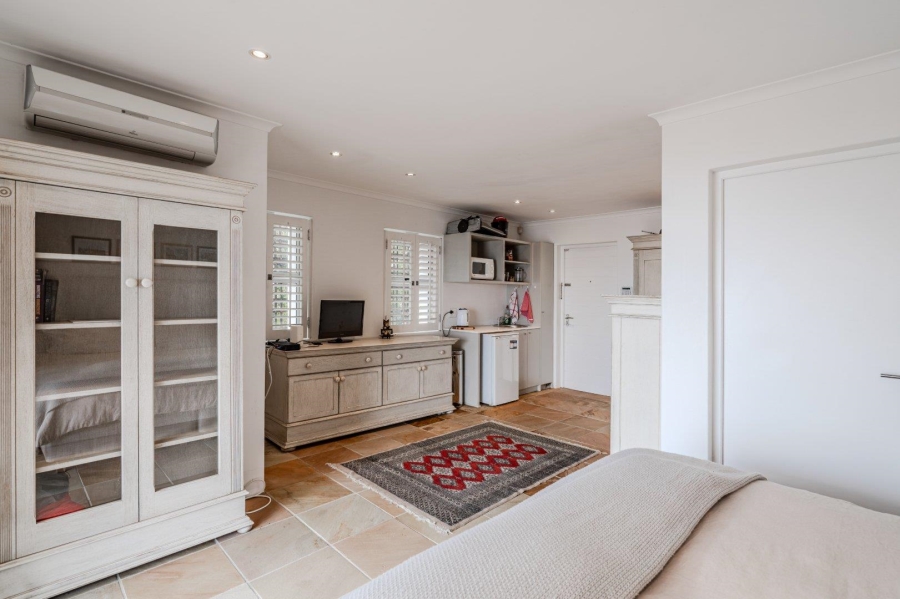 3 Bedroom Property for Sale in Bantry Bay Western Cape